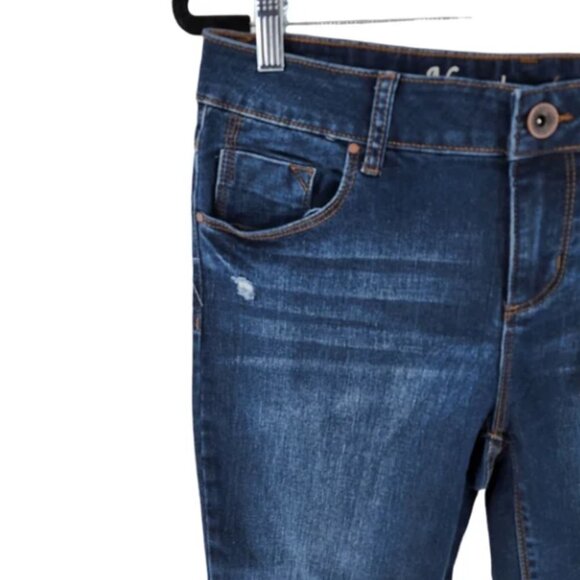 Natural Reflections Women's Winston Cuffed Crop Jean - 8 - Picture 3 of 8